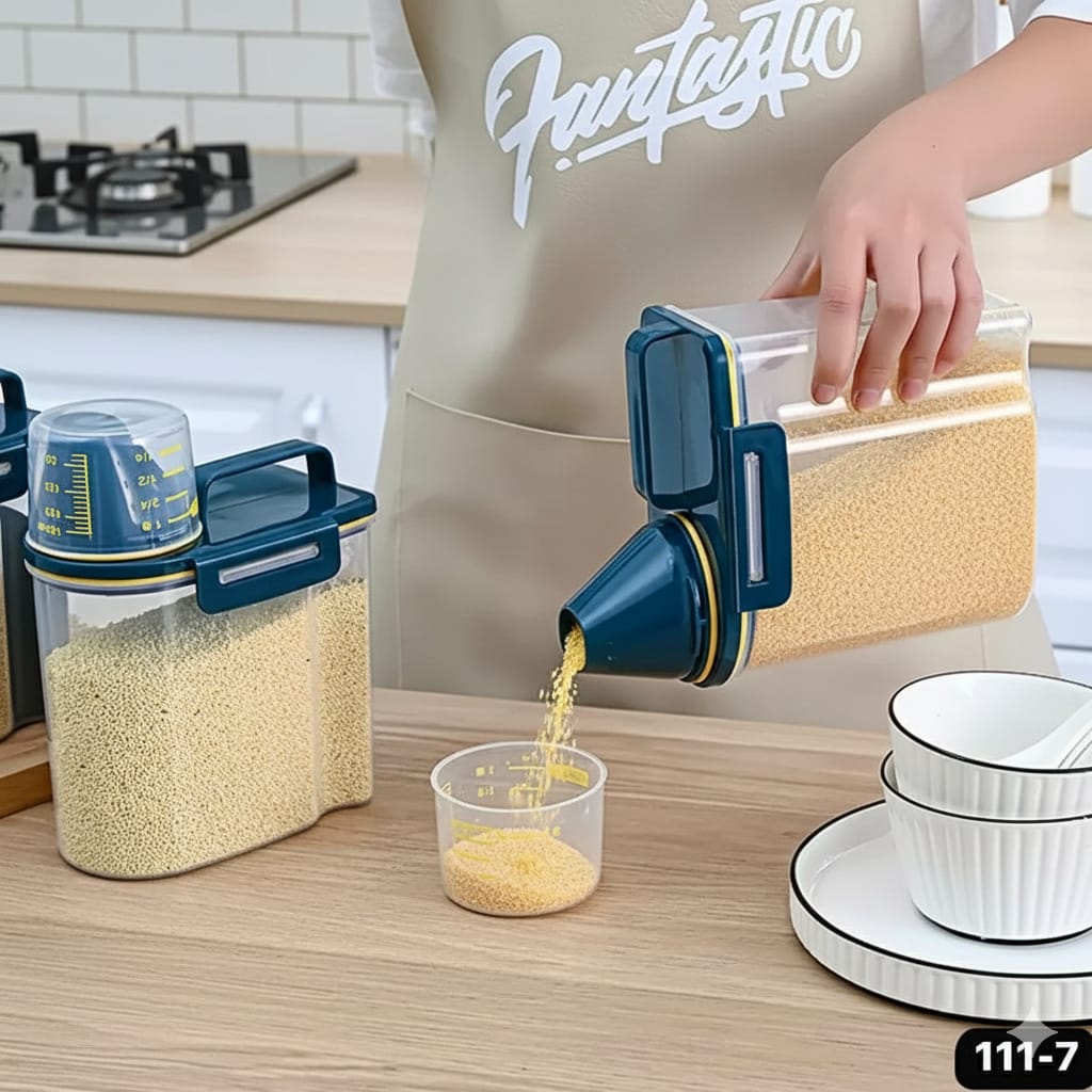 ابريق بلاستيك