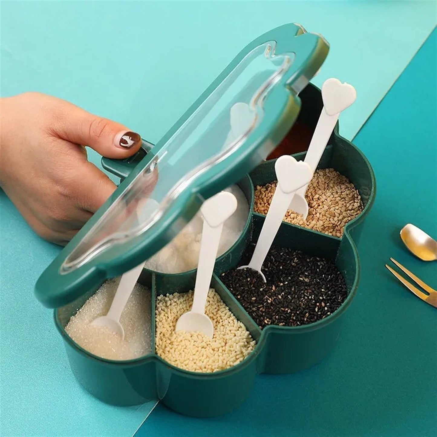 علبة للبهارات